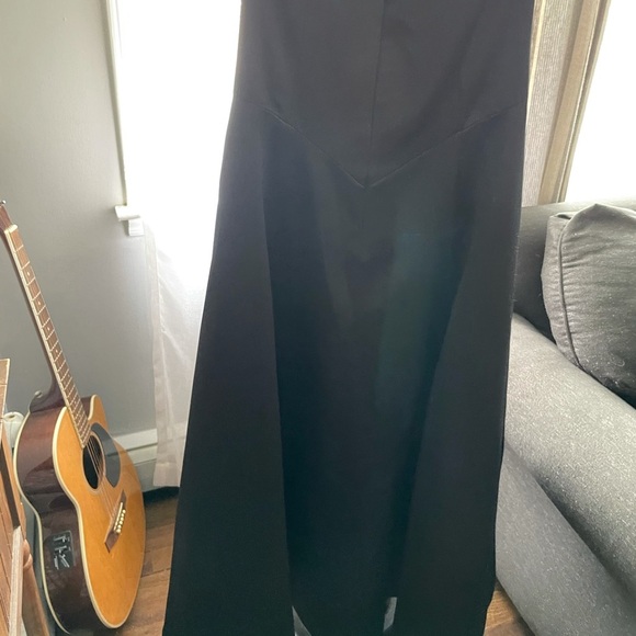 Beautiful black gown size 4 ABS - Picture 3 of 6